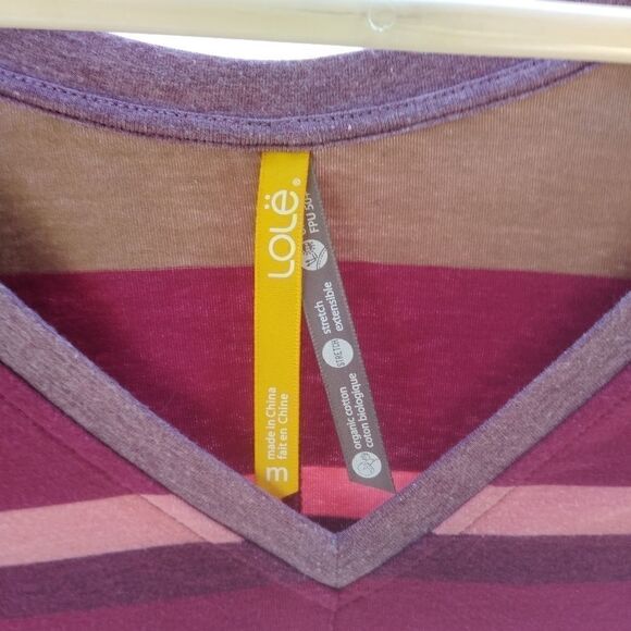 Lole t shirt   - Picture 3 of 3